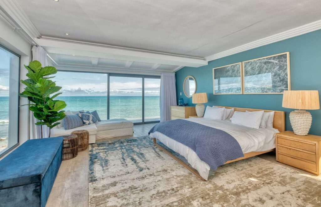 Marlin Manor - luxury beachfront villa in Agulhas
